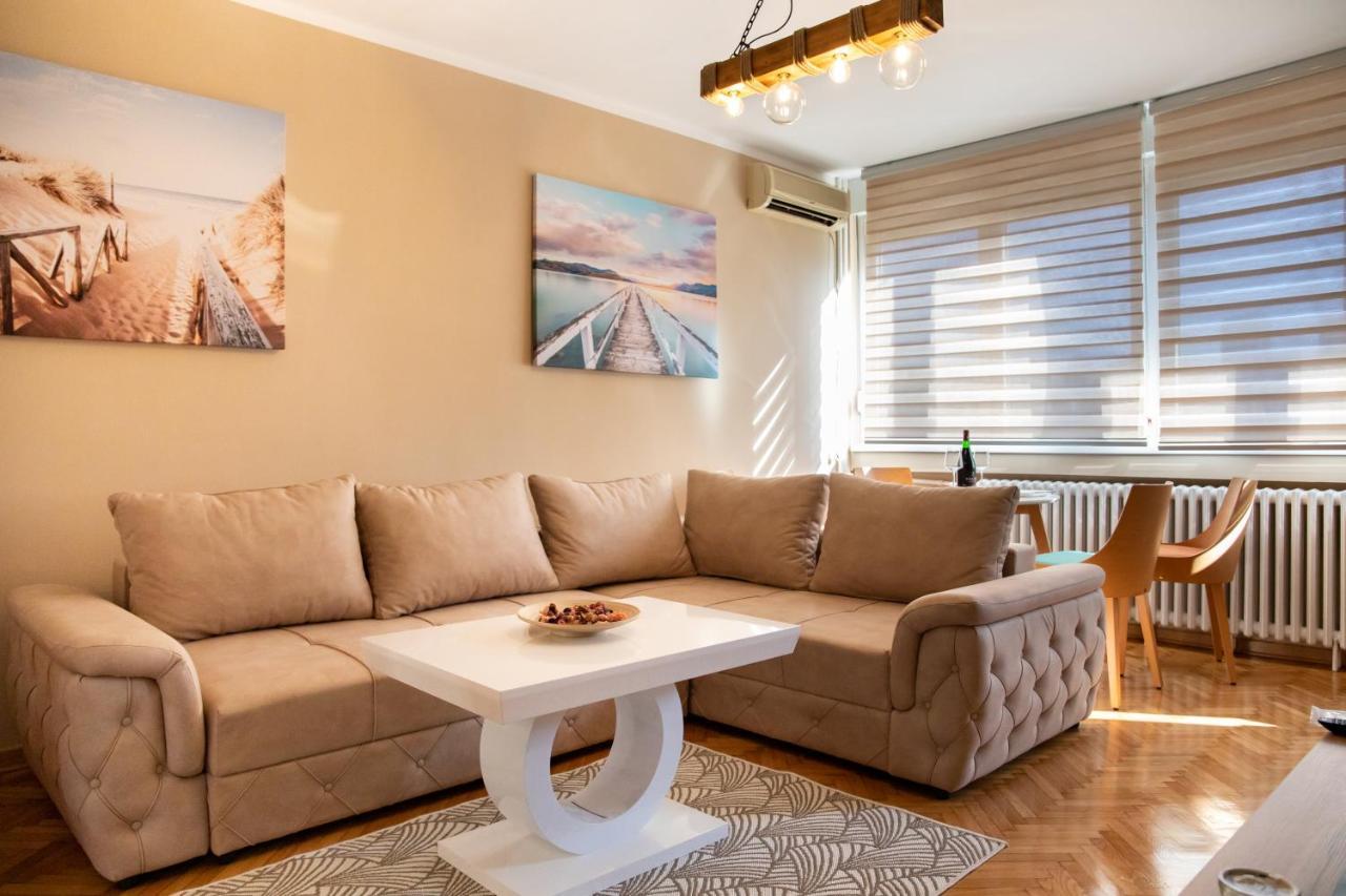 Appartement Nikolas à Belgrade Extérieur photo