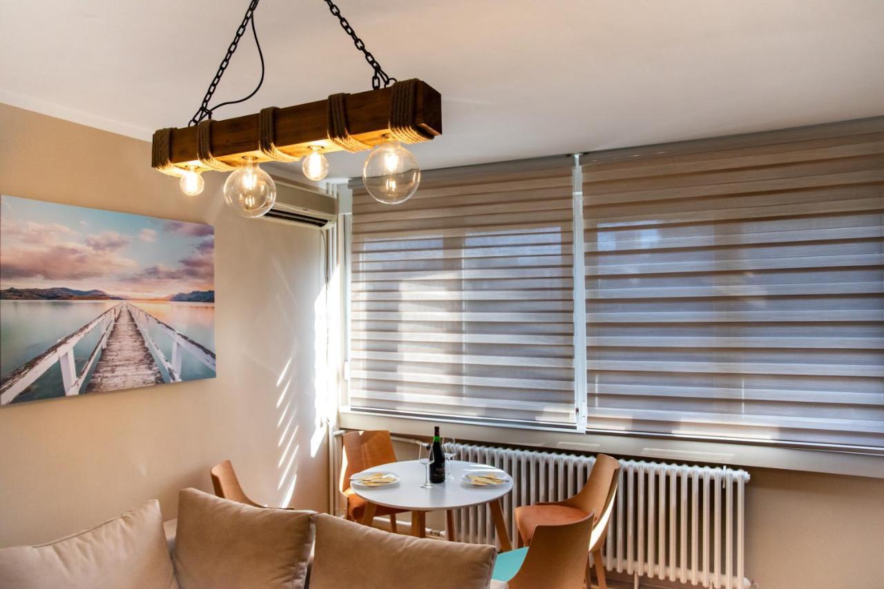 Appartement Nikolas à Belgrade Extérieur photo